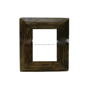 Elegante Marco de Fotos de Resina de Hueso de Cuerno y Madera de Kalavastu, Modelo PF6024 - Product Image 1