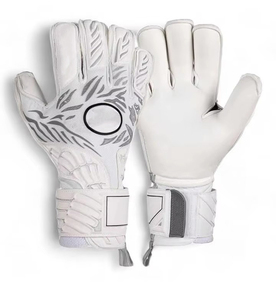 ถุงมือผู้รักษาประตูฟุตบอลแบบใช้แล้วทิ้งสำหรับมืออาชีพ  สำหรับฟุตบอล  แบบ unisex  รับผลิตตามแบบ OEM  พร้อมโลโก้และบรรจุภัณฑ์แบบพิเศษ - Product Image 3