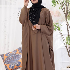 อาบายะห์ผู้หญิงเนื้อผ้าระบายอากาศได้ดี น้ำหนักเบา ดีไซน์เรียบหรู สง่างาม ทรงหลวมยาวคลุมเท้า ยืดได้สี่ทิศทาง แขนยาว ทำด้วยมือ - Product Image 1