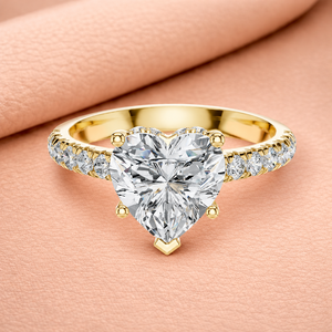 Bague de fiançailles élégante et luxueuse en or massif 14 carats plaqué rhodium, certifiée IGI, en forme de cœur, sertie de diamants halo cachés cultivés en laboratoire - Product Image 1