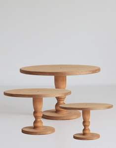 Support à gâteau rond en bois classique, populaire, durable, écologique, résistant à la chaleur, compatible lave-vaisselle, pour la cuisine domestique - Product Image 3