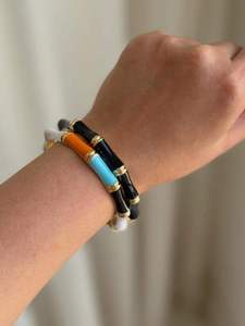 Ensemble de bracelets SOFIYA CRAFT en résine acrylique bleue, jaune et noire, empilables, tendance, certifiés par une tierce partie, cadeau - Product Image 6