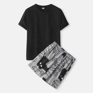 Conjunto de camiseta negra para hombre y pantalones cortos con estampado abstracto, ropa informal de verano para estar en casa - Product Image 1