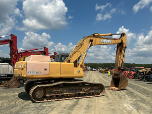 Excavadora de cadenas 330C LC confiable, modelo 2005, para excavación y desarrollo de sitios - Product Image 3