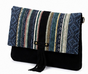 Bolso Bandolera de Piel Genuina Estilo Boho Tribal para Mujer, con Borlas y Solapa, 3ltr, Logotipo Personalizado OEM, Venta al Por Mayor - Product Image 5