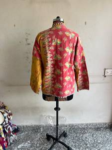 Veste matelassée Kantha réversible multicolore 100% coton, design floral bohème traditionnel indien, printemps - Product Image 4