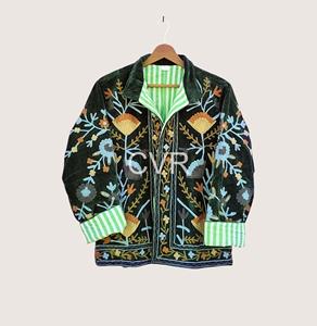 Abrigo de terciopelo bordado floral para mujer de talla grande, estilo bohemio, cuello vuelto, manga larga, ropa de abrigo para otoño - Product Image 1