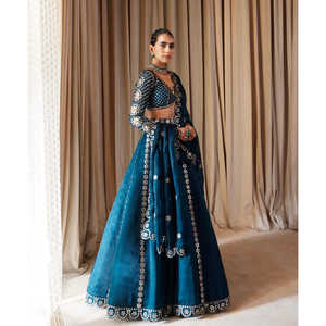 Ropa y Accesorios Musulmanes Tradicionales, Lehenga Choli con Bordado de Lentejuelas y Zari para Fiestas - Product Image 2