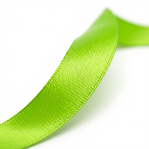 Ruban en satin vert lime simple face de 6 mm, personnalisable, vente en gros, rouleau de 350 mètres pour emballage de bonbons, cadeaux de fête, directement de l'usine - Product Image 3