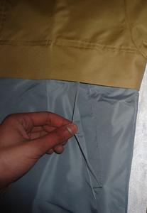 Chaqueta Cortavientos Impermeable Negra con Cierre de 1/4 Personalizada para Hombre - Product Image 6