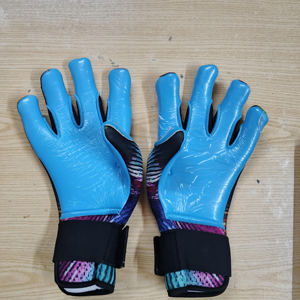 MAINTAIN Ventilated PU Goalkeeper Gloves Latex <b>Wrist</b> <b>Support</b> Lace Closure Finger <b>Thumb</b> Protection Custom Adult Football Gear - Product Image 2