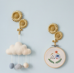 Ganchos de pared artesanales con diseño de girasol, material duradero con acabado elegante, perfectos para toallas y exhibición colgante en la puerta - Product Image 3