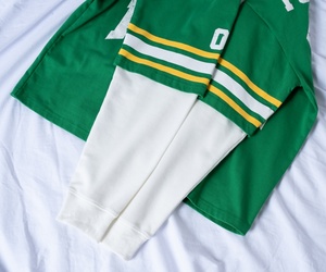 Green Oversized Long Sleeve Thermal T Shirt Men Breathable Knitted Streetwear Crew Neck Front Graphic <b>Tee</b> - Product Image 4