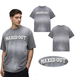 T-shirts pour hommes en coton épais délavé style vintage, coupe ample streetwear, broderie chenille vieillie, production OEM personnalisée en gros - Product Image 1