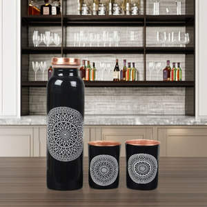 ขวดน้ำทองแดงแท้ทันสมัย ป้องกันการรั่วซึม ผลิตด้วยมือ พกพาสะดวก ประโยชน์ต่อสุขภาพแบบอายุรเวท เป็นมิตรกับสิ่งแวดล้อม ใช้งานได้ยาวนาน เหมาะสำหรับใช้ในบ้านและที่ทำงาน - Product Image 1