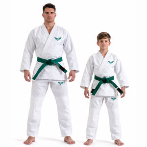 Conjunto de Uniforme de Karate Personalizado, Gi Blanco de Artes Marciales con Cinturón Verde, Traje de Karate de Algodón Premium para Entrenamiento, para Hombres y Niños - Product Image 1