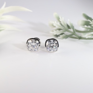 Luxury Elegant Cushion Cut Lab Grown Diamond Stud <b>Earrings</b> White Gold Bezel Setting Sparkling Wedding Screw <b>Back</b> Women's - Product Image 1