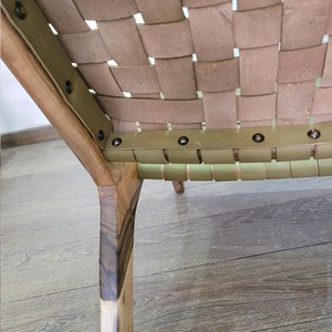 Silla de Comedor Moderna de Madera Maciza Artesanal Marroquí, Estructura de Madera Hecha a Mano, Asiento de Cuero Tejido a Mano, Muebles de Comedor para Apartamento - Product Image 5