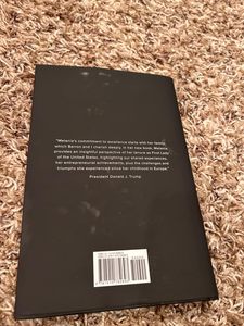 Libro de Memorias Personales de Melania Trump, Antigua Primera Dama, Edición en Inglés - Product Image 2
