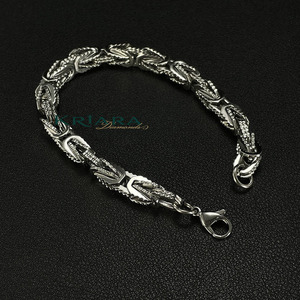 Bracelet chaîne en argent 925 pour homme avec moissanite, coupe ovale classique, sertissage pavé, bijou à porter au quotidien - Product Image 4