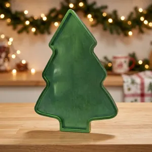Décoration de Noël en résine faite à la main en forme de sapin, verte, pour table intérieure, style personnalisé, durable, imperméable, écologique - Product Image 3