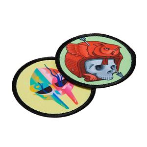 Parche Sublimado de Tela Lavable con Logotipo Personalizado de Calidad Premium, Diseño Rectangular, Corte Láser, Impresión por Transferencia de Calor - Product Image 1