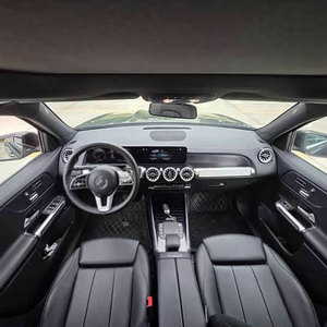 Voiture de luxe haut de gamme Mercedes-Benz avec des caractéristiques modernes, voiture élégante Mercedes-Benz pour une conduite confortable - Product Image 6