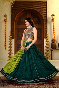 Conjunto de Lehenga Choli Plisado de Dos Tonos, Estampado, en Georgette, Traje Étnico para Bodas, Fiestas y Bailes - Product Image 3
