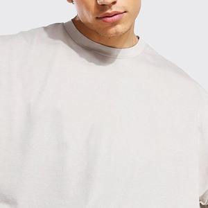 Ensemble t-shirt et short homme, couleur unie, grande taille, décontracté, été, deux pièces, streetwear, vêtements de détente, sur mesure OEM - Product Image 4