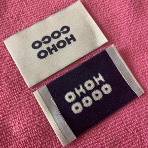 Étiquettes de col tissées recyclées écologiques de haute qualité en tissu damassé épais, pliables d'un côté, lavables, pour sacs de vêtements, découpées au laser - Product Image 6