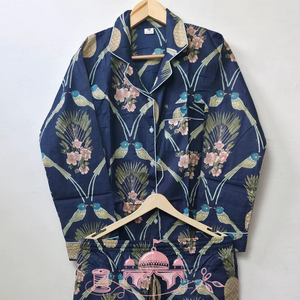 Conjunto de Pijama Elegante de Verano para Mujer, Hecho a Mano con Algodón 100%, Dos Piezas, Transpirable y de Secado Rápido - Product Image 1