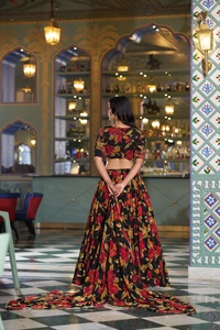 Leranath Fashion - Lehenga Choli Tradicional Étnico Indio de Diseñador, Estampado Floral, Traje de Boda para Mujer, Largo hasta el Suelo, Hecho con Materiales Reciclados - Product Image 4