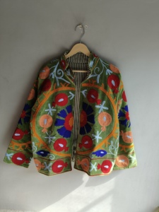 Veste en velours rose artisanale avec broderies florales et d'animaux, qualité supérieure, velours ultra doux, prix d'usine, cadeau - Product Image 1