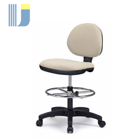Fauteuil de réception moderne avec repose-pieds, pivotant, réglable en hauteur par vérin à gaz, certifié ISO9001, structure en acier LM619BGR