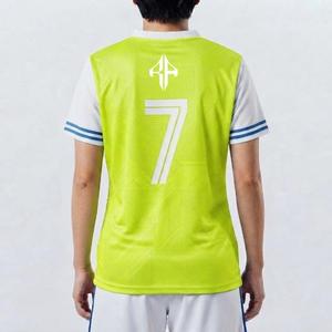 Camiseta de Fútbol 100% de Alta Calidad para Mujer con Logotipo Blanco, Manga Corta, Corte Regular, Impresión Sublimada 100% por RIVIAN ATLANTIC - Product Image 2