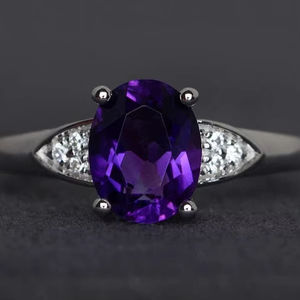 Anillo de Amatista Morada, Anillo de Piedra Preciosa, Anillo de Compromiso de Amatista con Corte Ovalado, Plata de Ley, Joyería de Piedra de Nacimiento de Febrero - Product Image 1