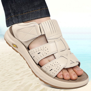 รองเท้าแตะหนังแท้ผู้ชายรุ่นใหม่ปี 2026 แฟชั่นสำหรับกิจกรรมกลางแจ้ง ขับรถ ชายหาด พื้นนุ่ม สวมใส่สบาย - Product Image 3