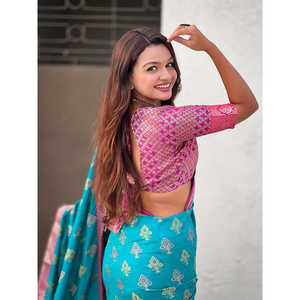 Sari en soie douce bleu ciel Elite Weaves, tissé en zari, ikkat patola, avec des tissages contrastés, robes de soirée élégantes, 600g - Product Image 4