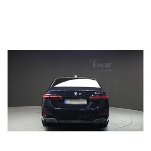 BMW Serie 5 523d M Sport 2023, 34,646 km, Diésel, Caja de Cambios Automática, Asientos de Cuero, Volante a la Izquierda, Cámara Trasera - Product Image 4