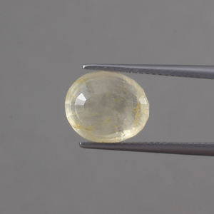 พลอยแซฟไฟร์สีเหลืองธรรมชาติทรงรีขนาด 11.5x10 มม. น้ำหนัก 6.92 กะรัต ได้รับการรับรองจาก IGI สำหรับทำเครื่องประดับ ขนาด 6 มม.  ขัดเงา/เคลือบน้ำมัน 100% จากธรรมชาติ - Product Image 3