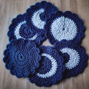 Posavasos de Ganchillo Hechos a Mano con Diseño del Ciclo Lunar, 6 Fases, Protectores de Bebidas de Algodón Duradero, Resistentes al Calor, Decoración Cósmica para Mesa de Cocina - Product Image 3