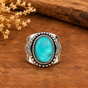 Anillo de Moda Ajustable de Estilo Bohemio Occidental con Turquesa de Mohave, Hecho a Mano, con Gran Racimo de Piedras Preciosas - Product Image 4