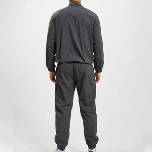 ชุดวอร์มผู้ชายขายดี เสื้อแจ็คเก็ตกันลมน้ำหนักเบาและกางเกงขายาว สีพื้นเรียบง่าย ชุดลำลองสำหรับวิ่งและออกกำลังกาย - Product Image 3