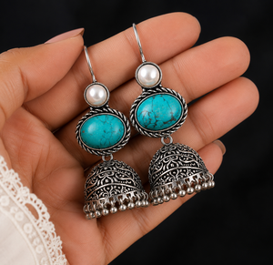 Pendientes Jhumka de Piedra Turquesa |   Joyería Étnica de Plata Oxidada al por Mayor - Product Image 3