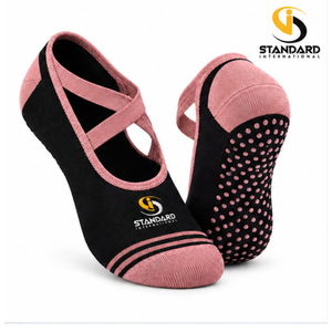 Calcetines de Ballet Antideslizantes con Logotipo Personalizado Bordado para Mujer, Calcetines de Yoga y Pilates con Tiras Cruzadas y Agarre de Silicona - Product Image 5