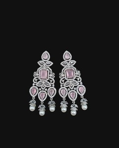 Lucentarts Elegantes Pendientes Largos Geométricos de Moda con Micro Pavé de Circonitas Rosas Infinito, Joyería de Fiesta al por Mayor para Mujer - Product Image 2