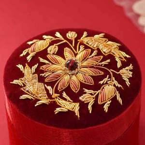 Caja de Joyería de Cartón de Lujo, Lisa, Grabada, con Cierre Magnético, Forma de Mariposa, Tamaño Personalizado, Organizador de Almacenamiento para Bodas - Product Image 2