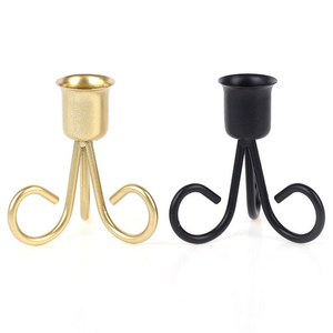 Ensemble de 3 chandeliers modernes en aluminium doré, élégants supports à bougies en métal pour centres de table de mariage au meilleur prix - Product Image 4