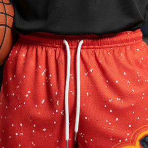 กางเกงขาสั้นผู้ชายพิมพ์ลายแบบซับลิเมชั่นเต็มตัว เอวสูง ยืดหยุ่น ผลิตจากโพลีเอสเตอร์/ผ้าฝ้ายตาข่าย แห้งเร็ว ระบายอากาศดี สไตล์สตรีทแฟชั่น - Product Image 6