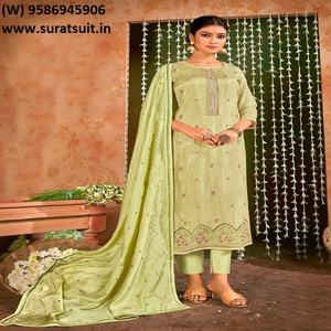 Concepteurs à la demande shalwar kameez en Inde - Product Image 6